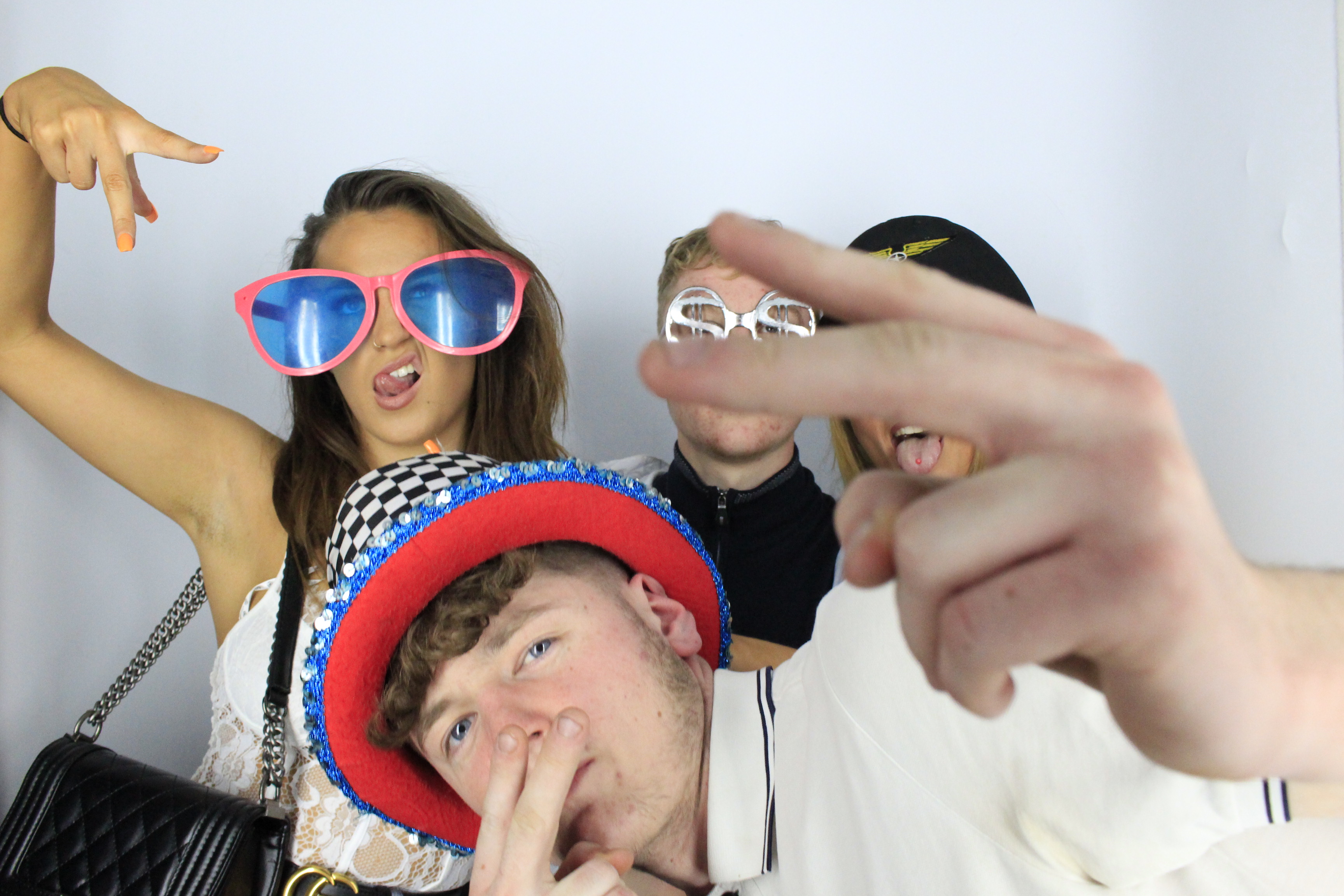 Issy & Alice's 18th Birthday Party | View more photos from the event at gallery.myphotoboothexperience.co.uk/u/MyPhotoBoothExperienceLtd/Issy-Alices-18th-Birthday-Party